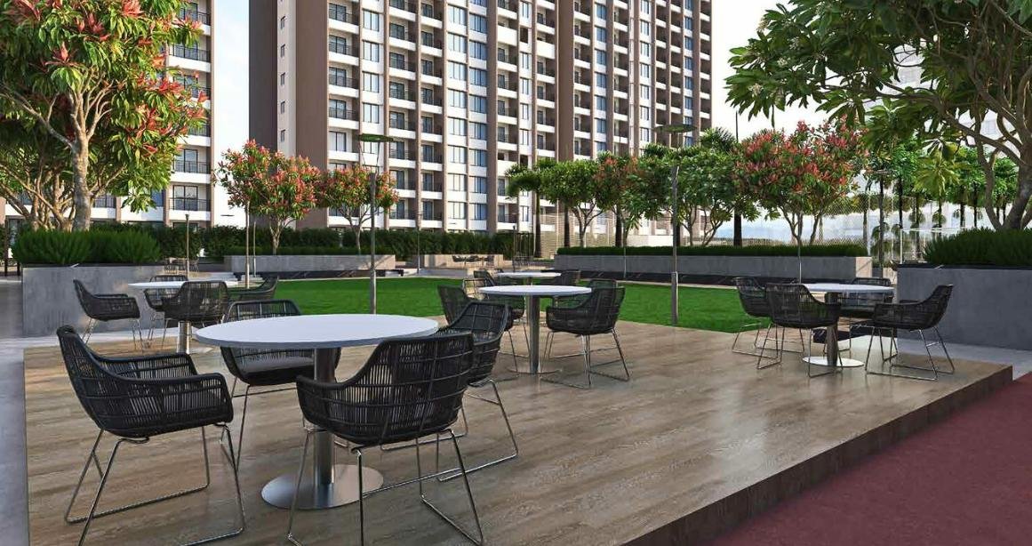 Life-Republic-Township-Amenities-Arezo-Seating-Area-Hinjewadi-Pune